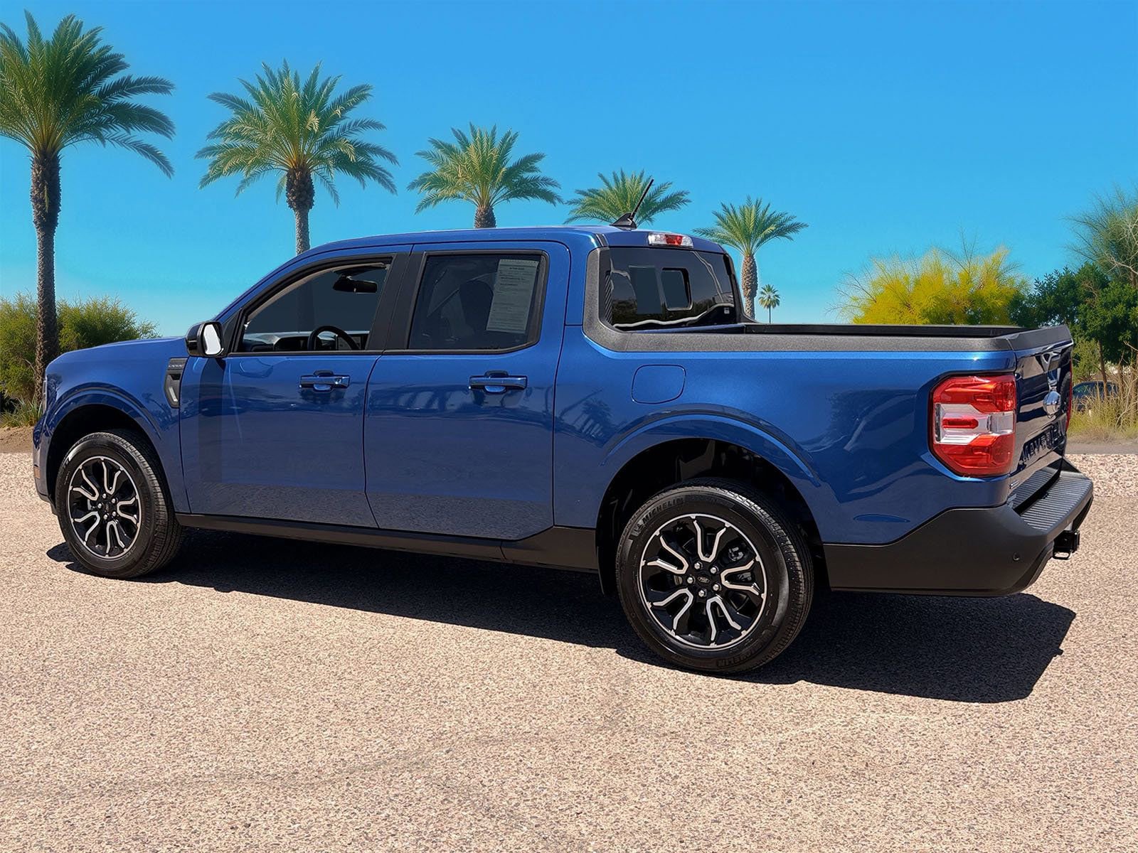 Certified 2024 Ford Maverick Lariat FWD image 3