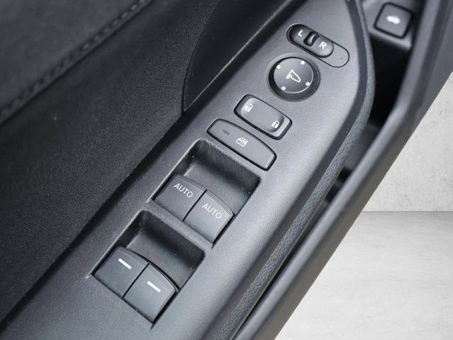 Used 2018 Honda Civic EX image 11