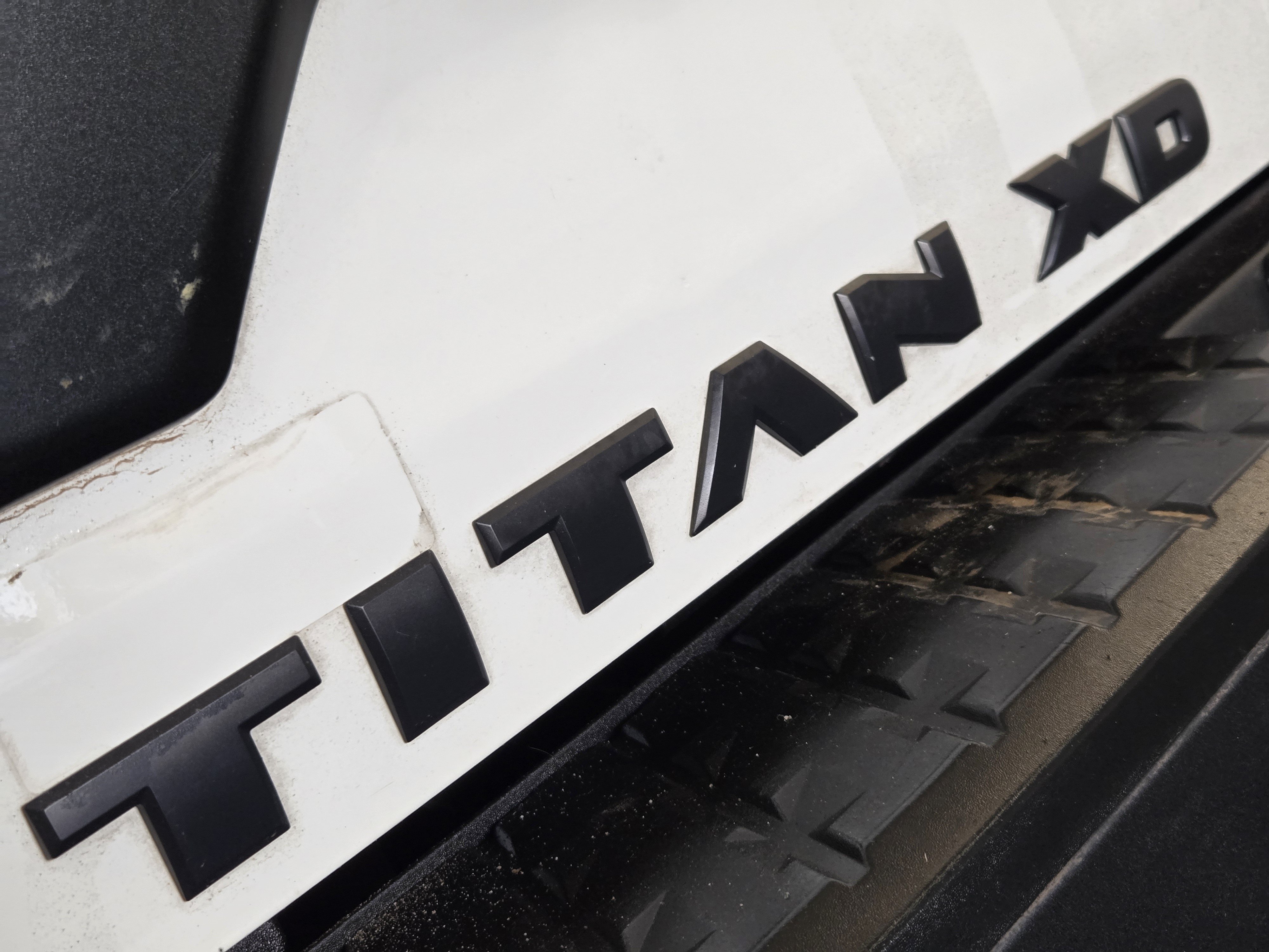 Used 2023 Nissan Titan PRO-4X w/ Pro-4x Convenience Package AWD/4WD image 13