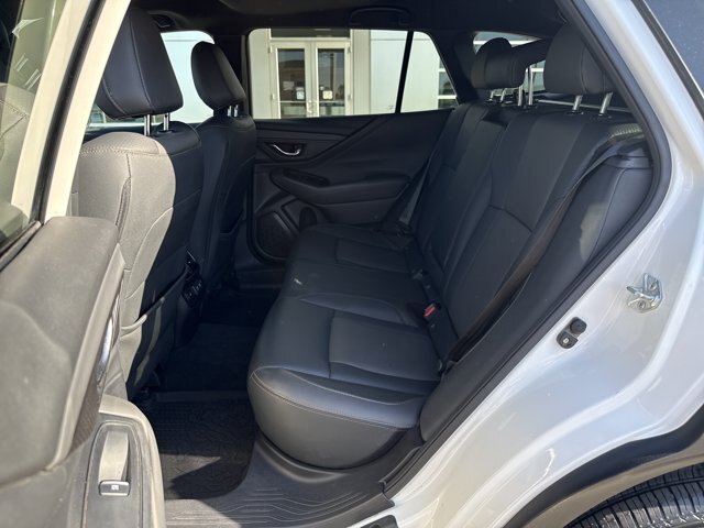 Used 2022 Subaru Outback Wilderness AWD/4WD image 13