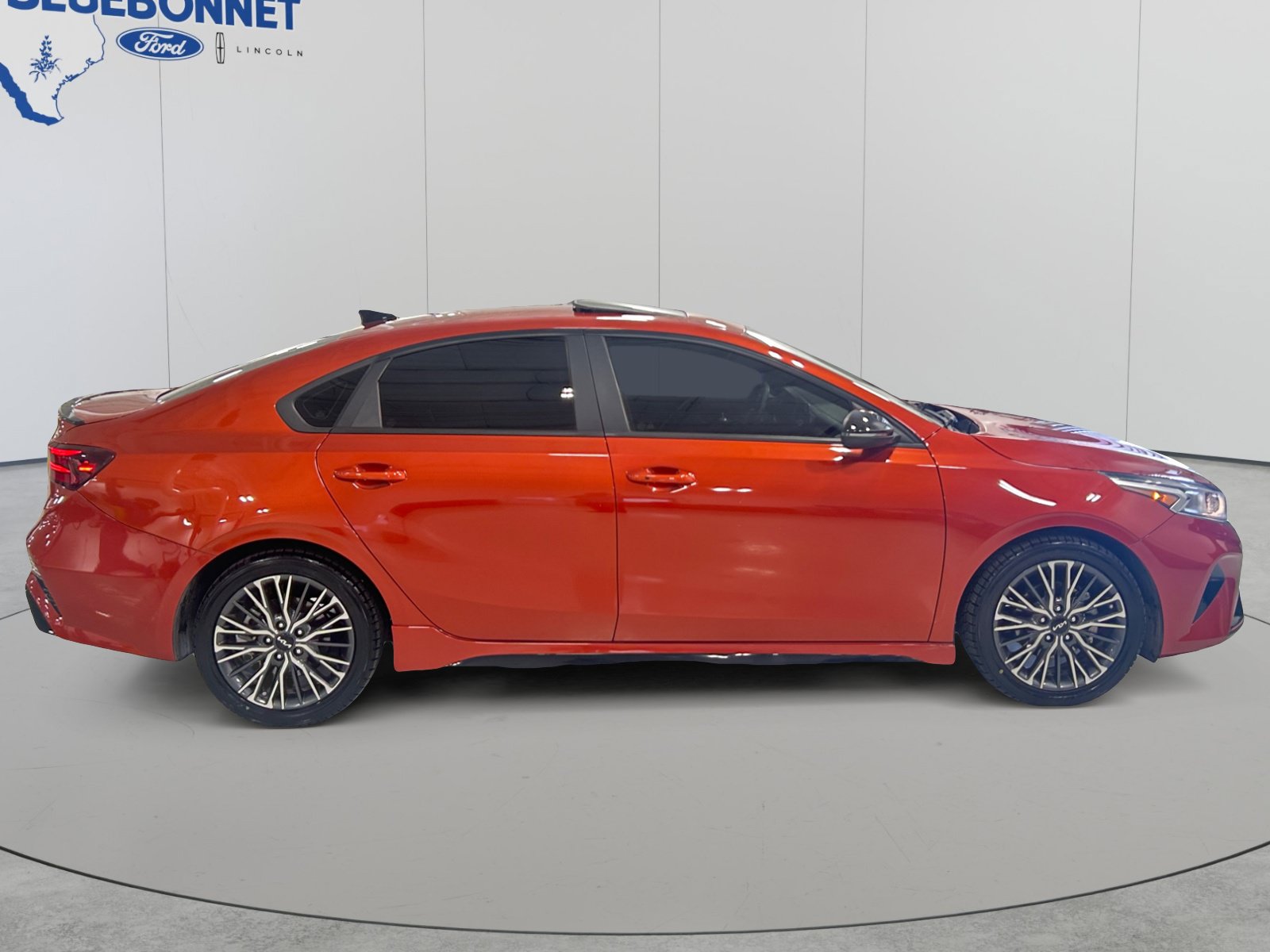 Used 2024 Kia Forte GT-Line w/ GT-Line Premium Package FWD image 4