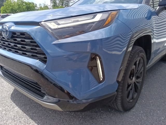 Used 2023 Toyota RAV4 XSE AWD/4WD image 9
