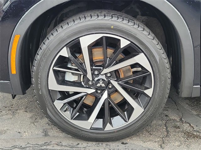 Used 2022 Mitsubishi Outlander SE image 30