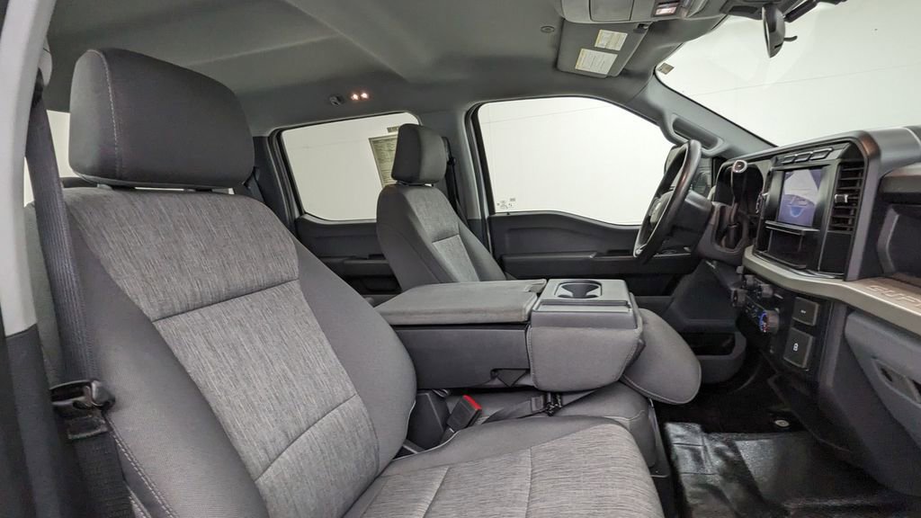 Certified 2023 Ford F250 XL w/ XL Chrome Package image 36