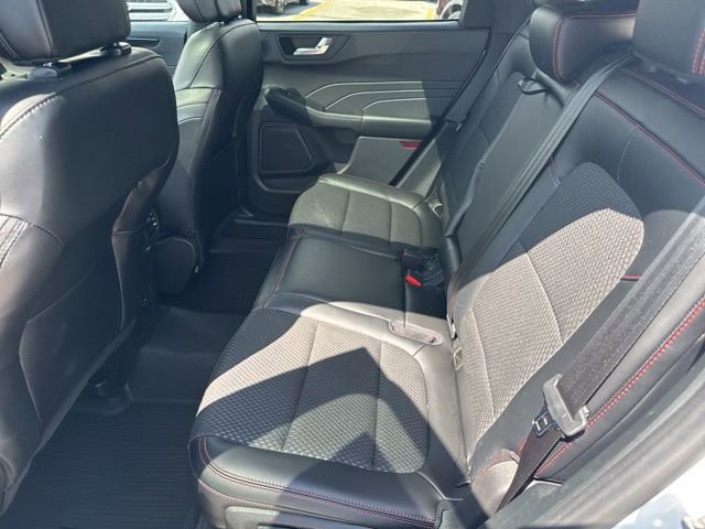 Certified 2023 Ford Escape ST-Line Select w/ Tech Pack #2 AWD/4WD image 17