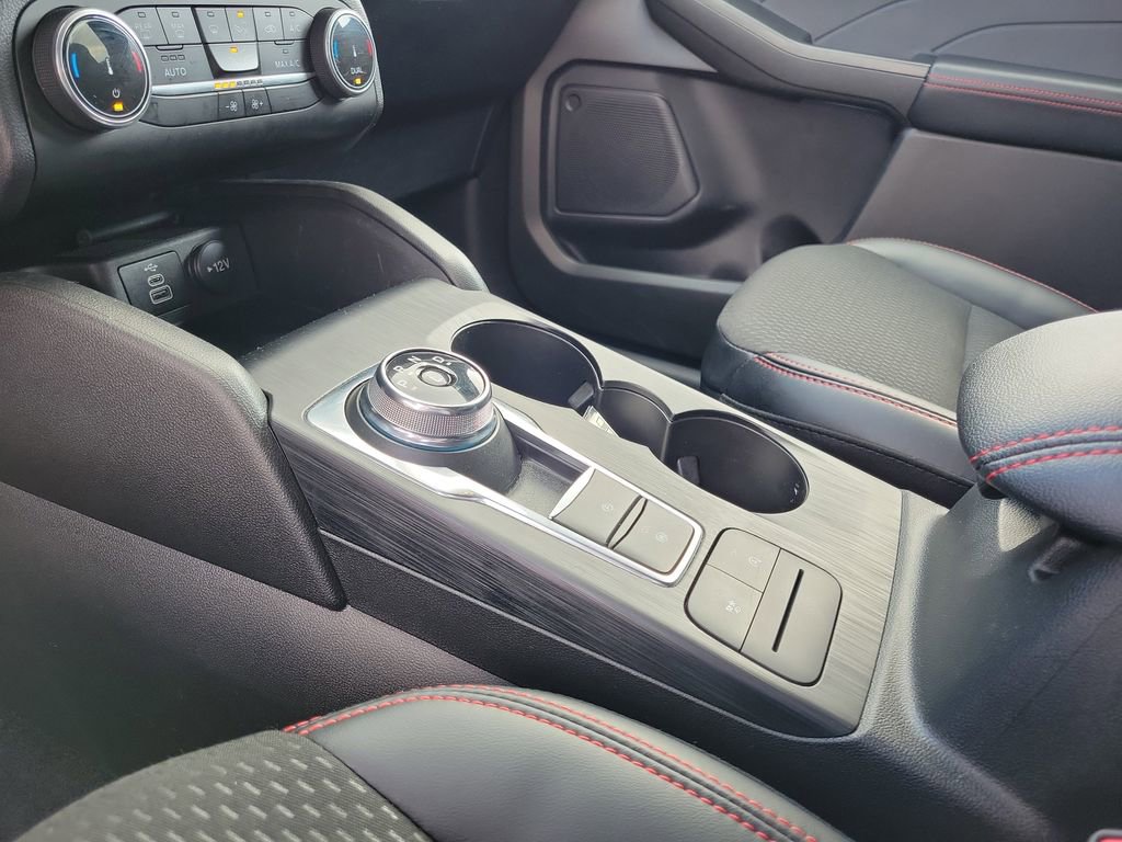 Certified 2025 Ford Escape ST-Line image 29