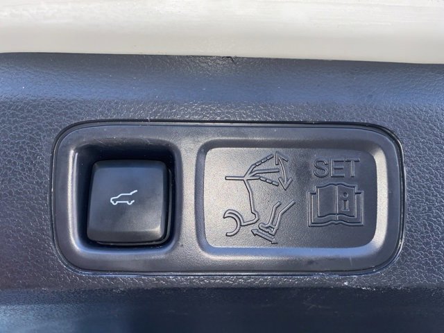 Certified 2022 Ford Expedition Platinum image 28