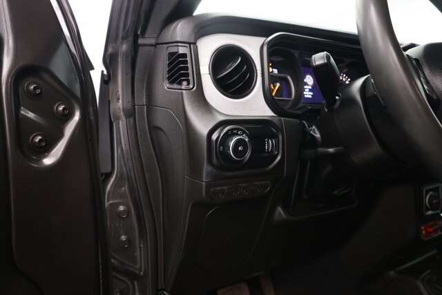 Used 2024 Jeep Wrangler Unlimited Sport AWD/4WD image 21