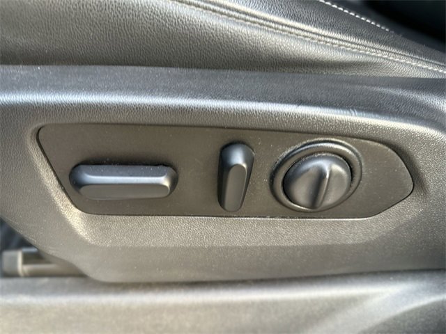 Used 2021 Chevrolet Silverado 1500 LT w/ Convenience Package II image 13