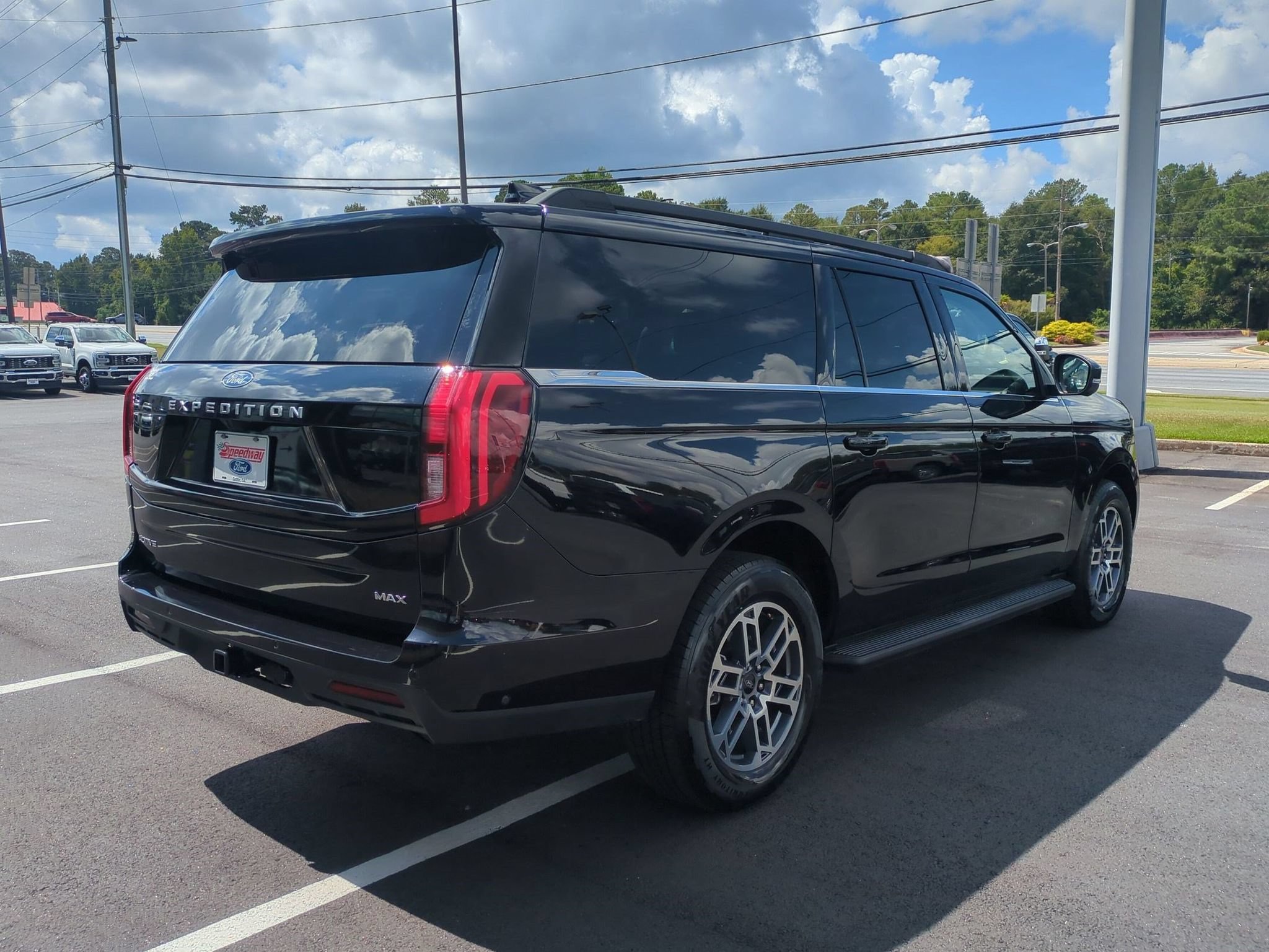 Certified 2025 Ford Expedition Max Active RWD image 5
