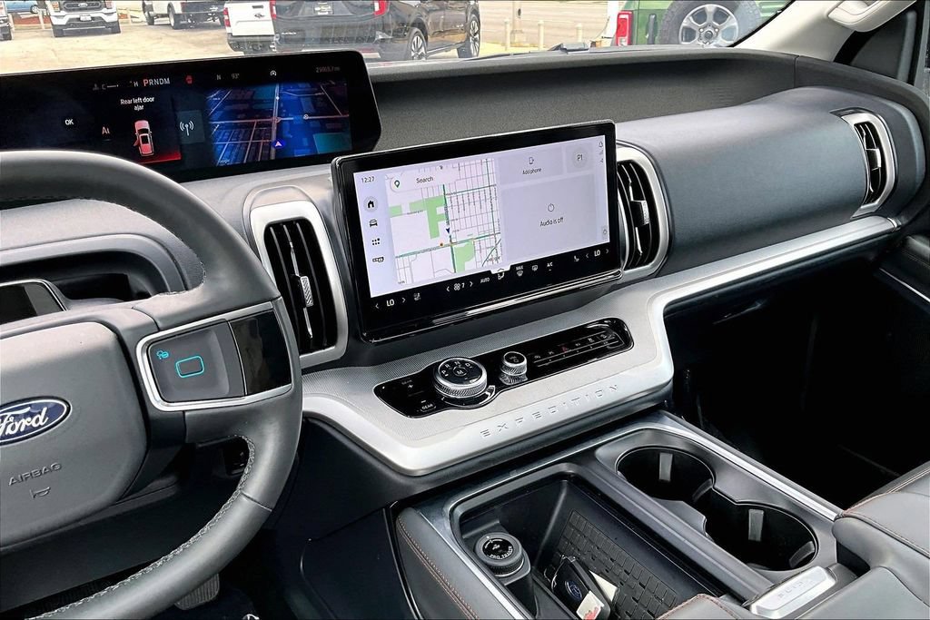 Certified 2025 Ford Expedition Max Active AWD/4WD image 6
