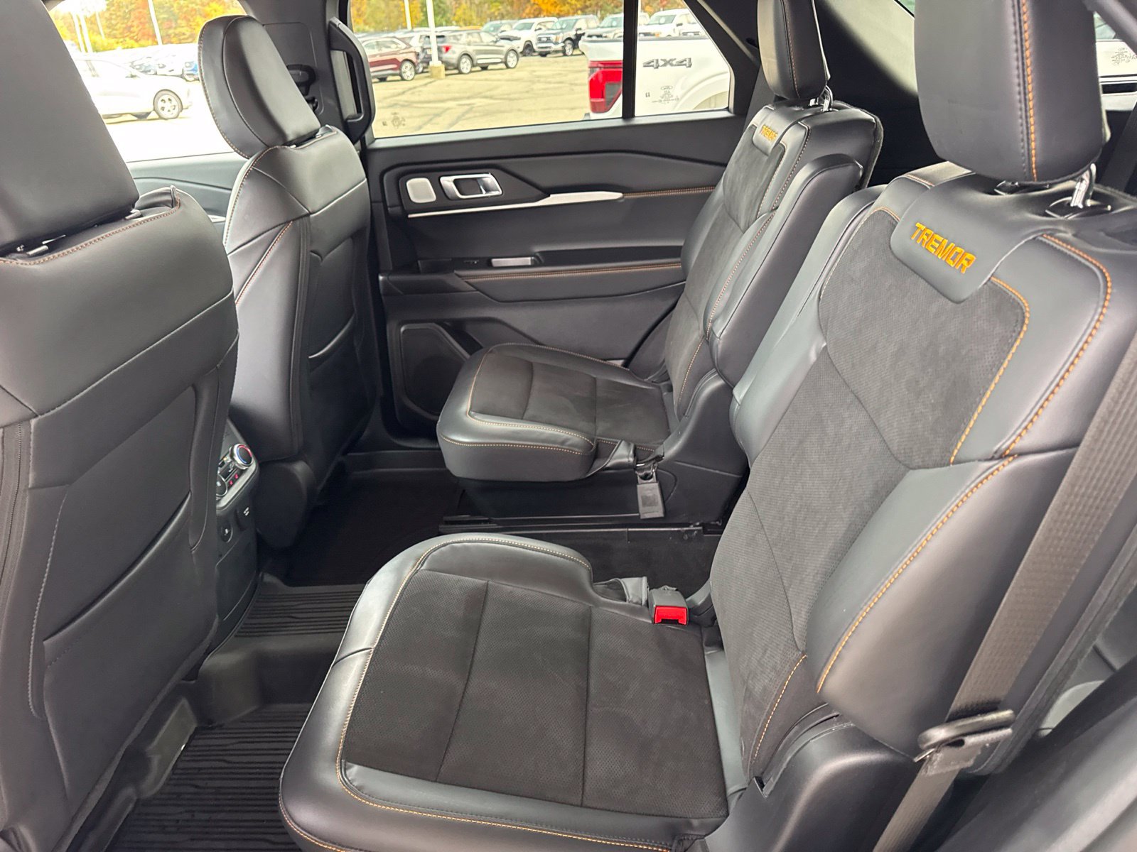 Certified 2026 Ford Explorer Tremor w/ Tremor Ultimate Package AWD/4WD image 38