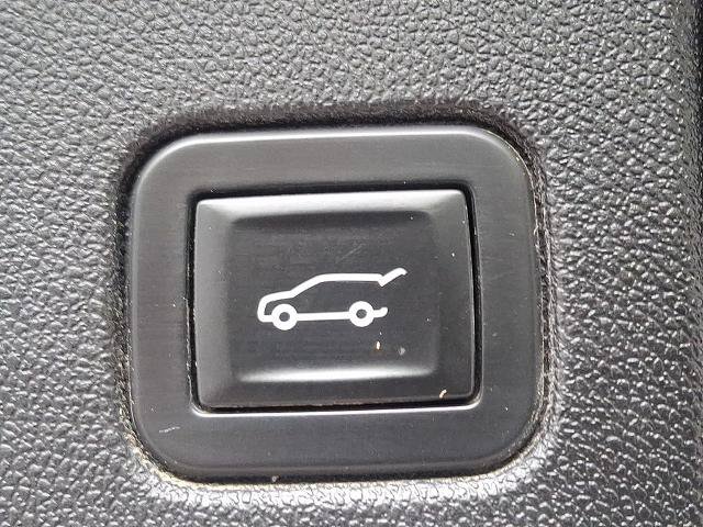 Used 2019 Chevrolet Equinox LT w/ Sun & Navigation Package AWD/4WD image 29