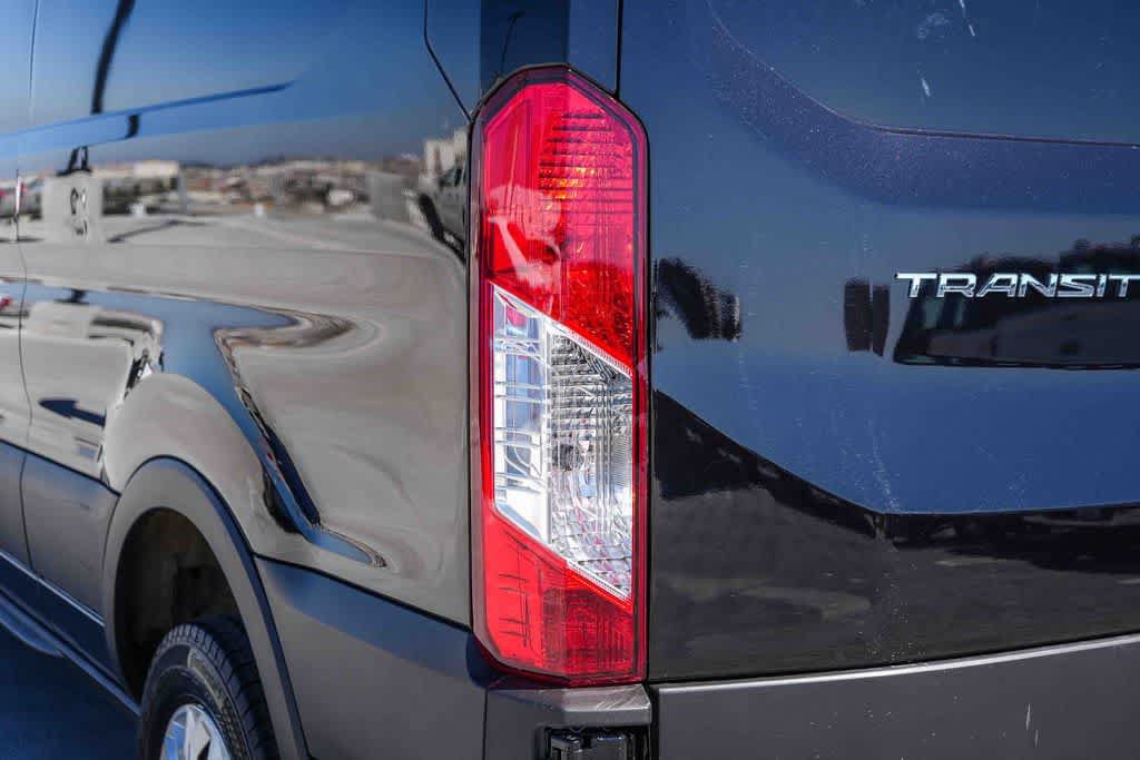 Certified 2025 Ford Transit 150 Low Roof RWD image 9