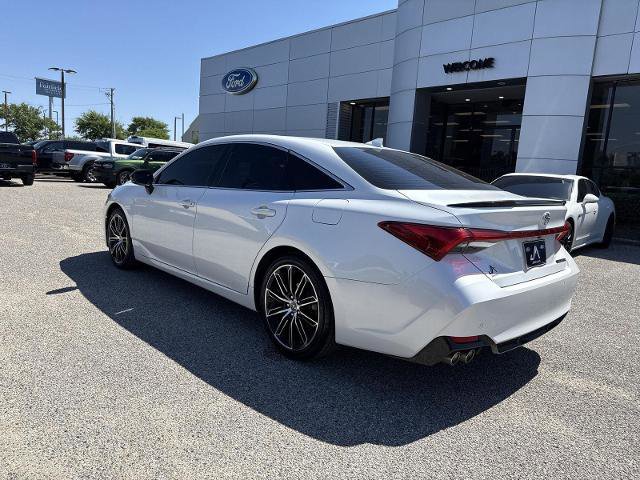 Used 2019 Toyota Avalon Touring w/ Advanced Safety Package FWD image 13