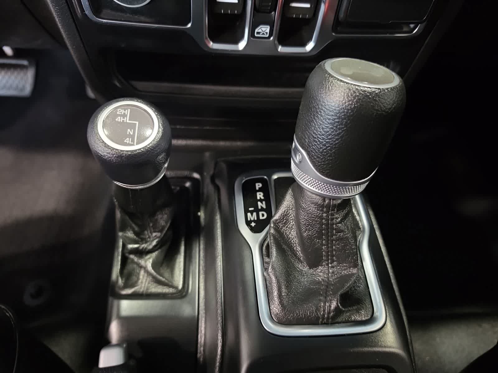 Used 2022 Jeep Wrangler Unlimited Sport AWD/4WD image 21