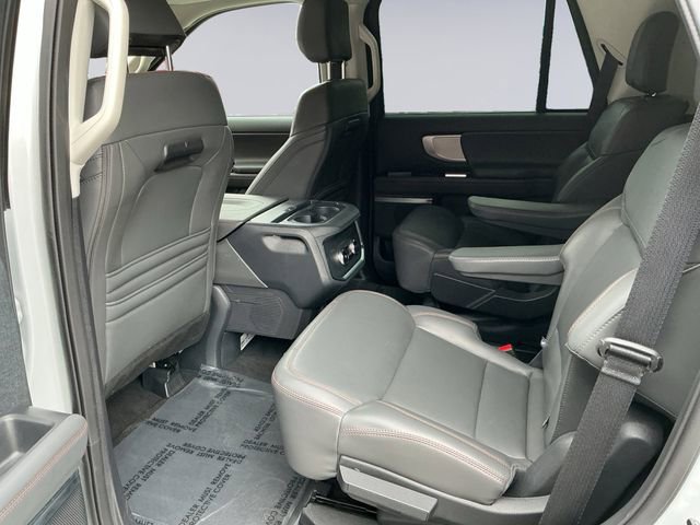 Certified 2025 Ford Expedition Active AWD/4WD image 13