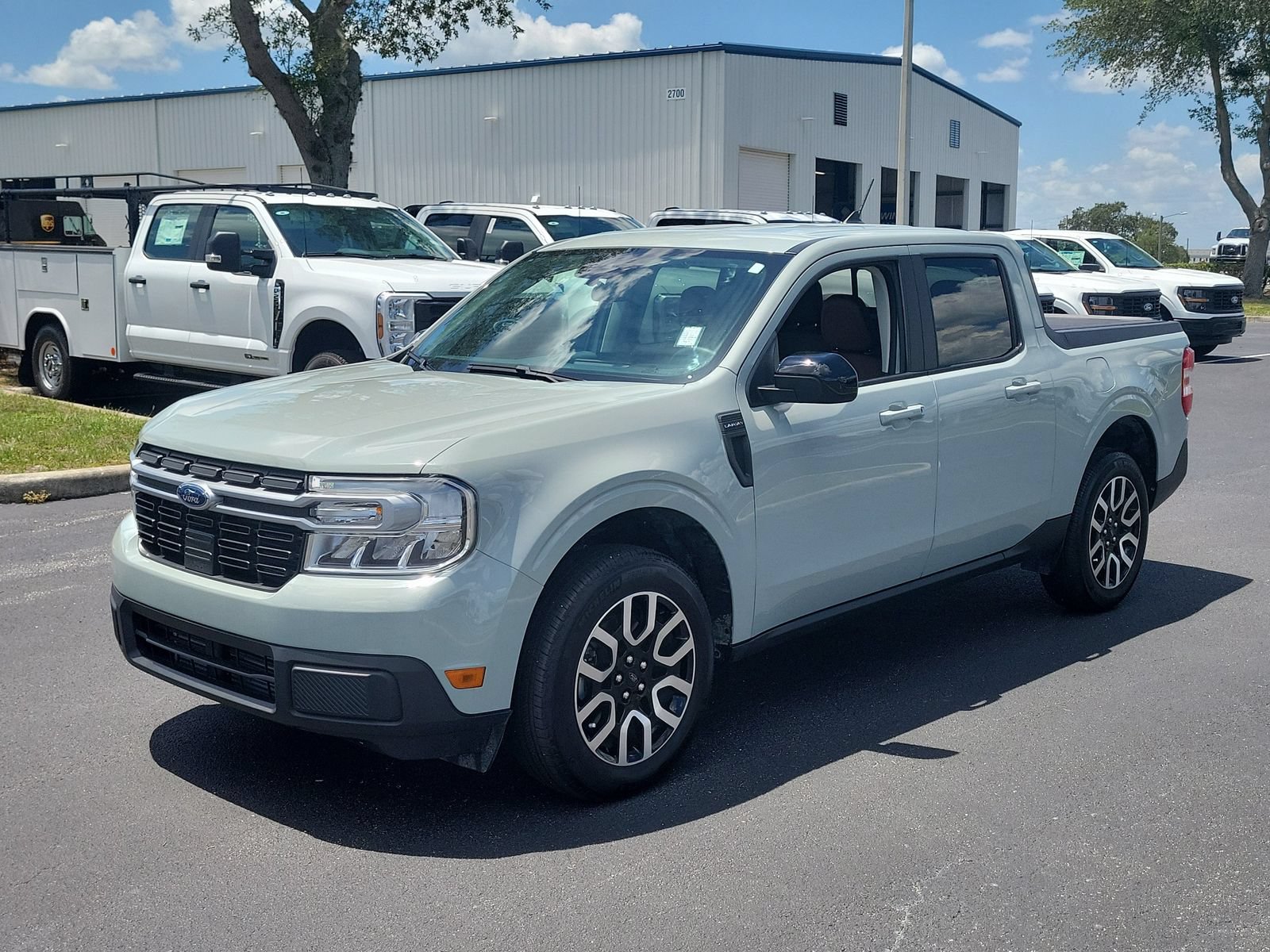 Certified 2024 Ford Maverick Lariat AWD/4WD image 2