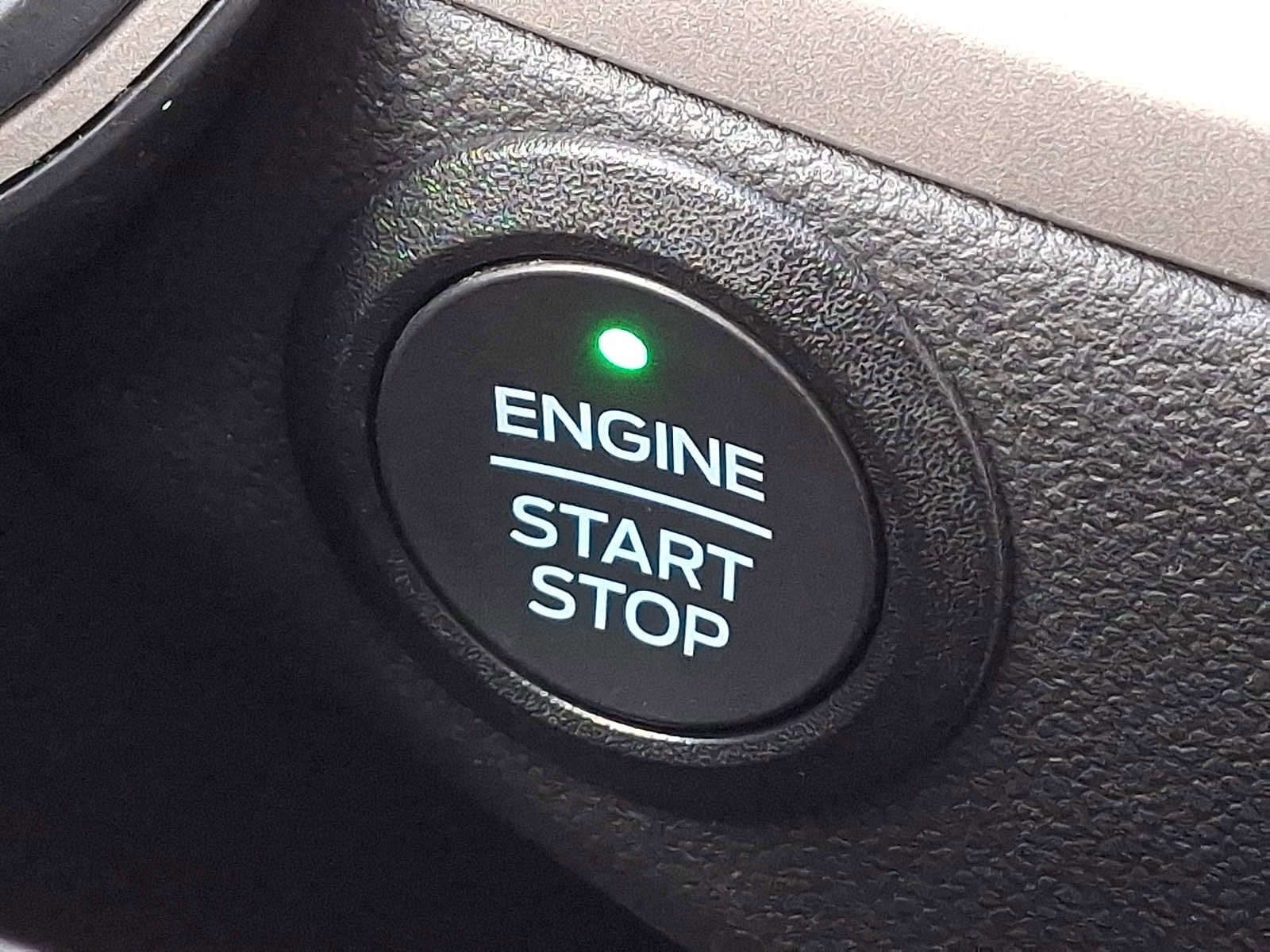 Certified 2022 Ford Escape SE image 22