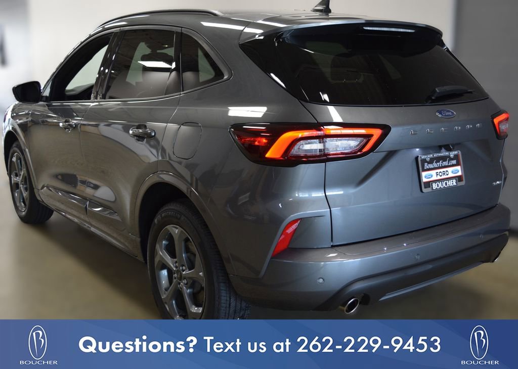 Certified 2024 Ford Escape ST-Line w/ Tech Pack #1 AWD/4WD image 4