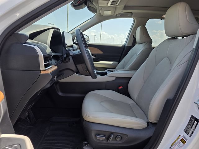 Used 2024 Toyota Grand Highlander FWD image 14