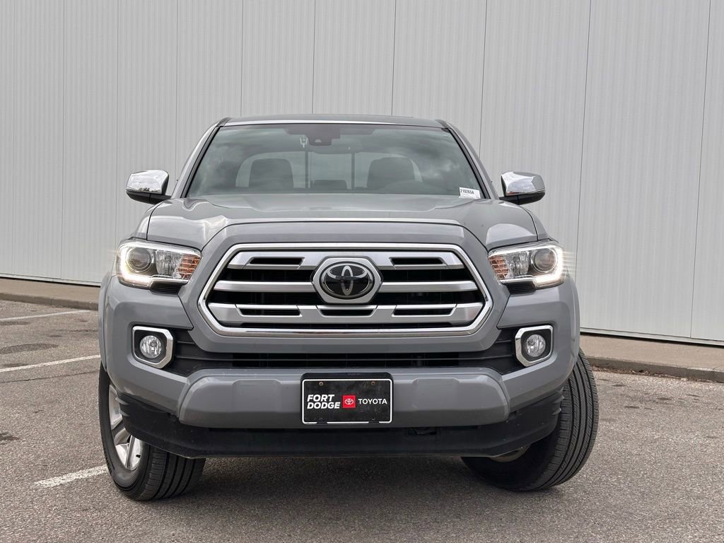 Used 2018 Toyota Tacoma Limited image 7