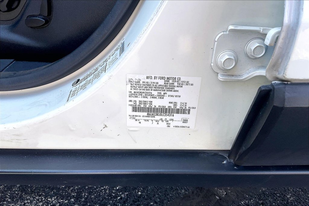 Certified 2020 Ford EcoSport Titanium AWD/4WD image 33