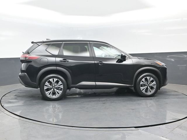 Used 2023 Nissan Rogue SV AWD/4WD image 3