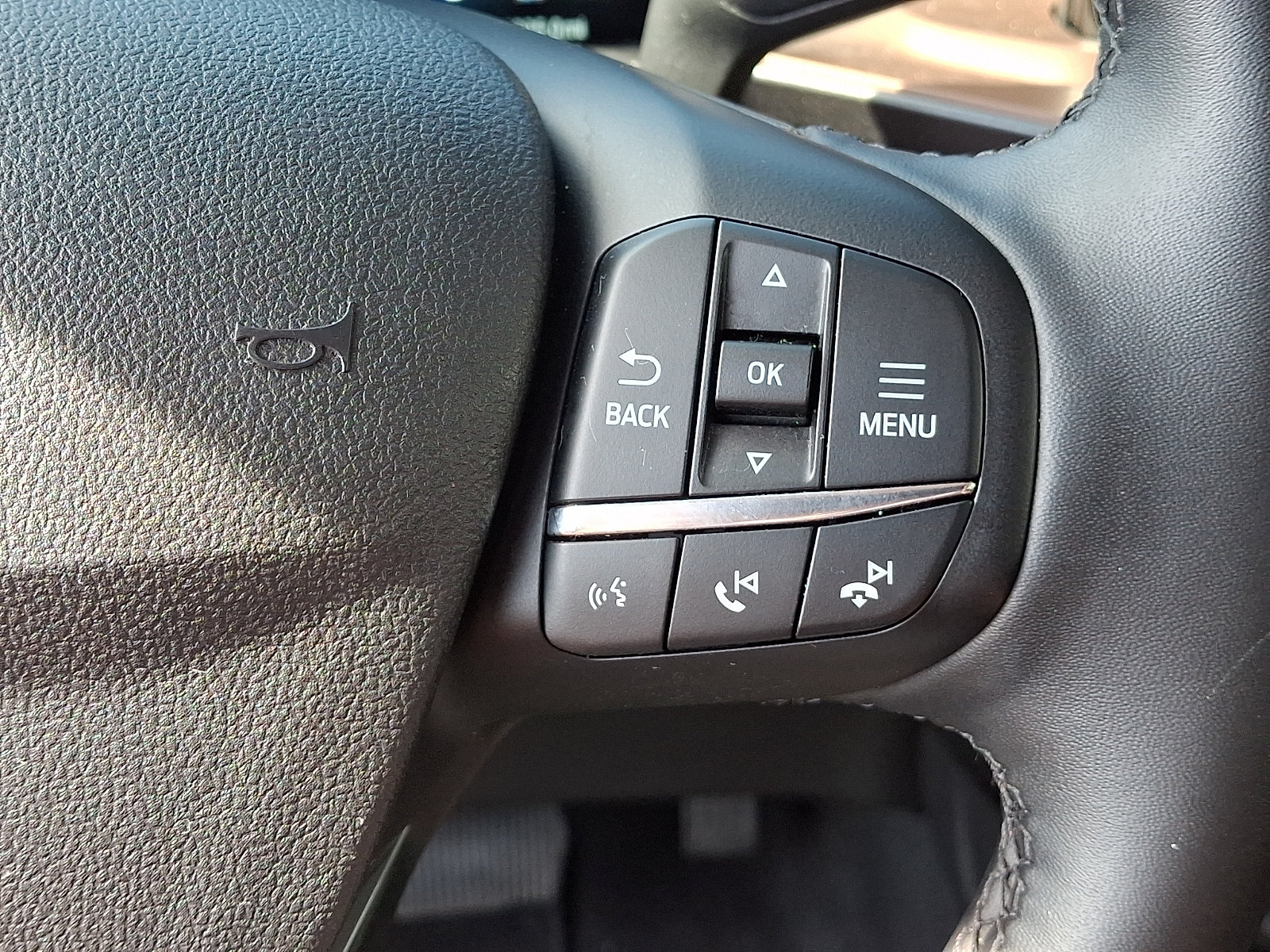 Certified 2025 Ford Bronco Sport Outer Banks w/ Outer Banks Tech Package+ AWD/4WD image 23