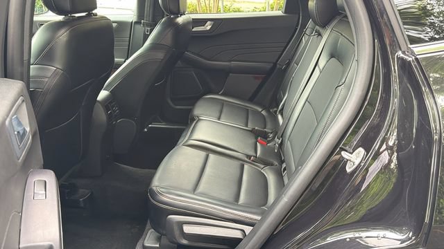 Certified 2024 Ford Escape Platinum AWD/4WD image 23