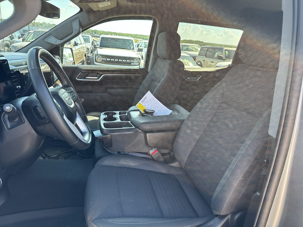 Used 2023 GMC Sierra 1500 Elevation AWD/4WD image 12