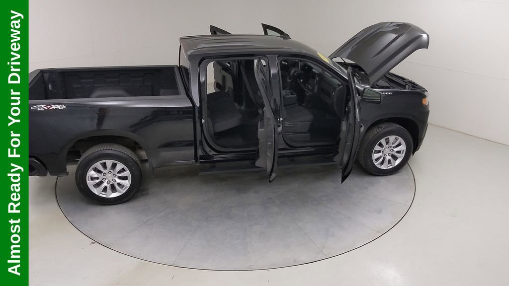 Used 2021 Chevrolet Silverado 1500 Custom image 46
