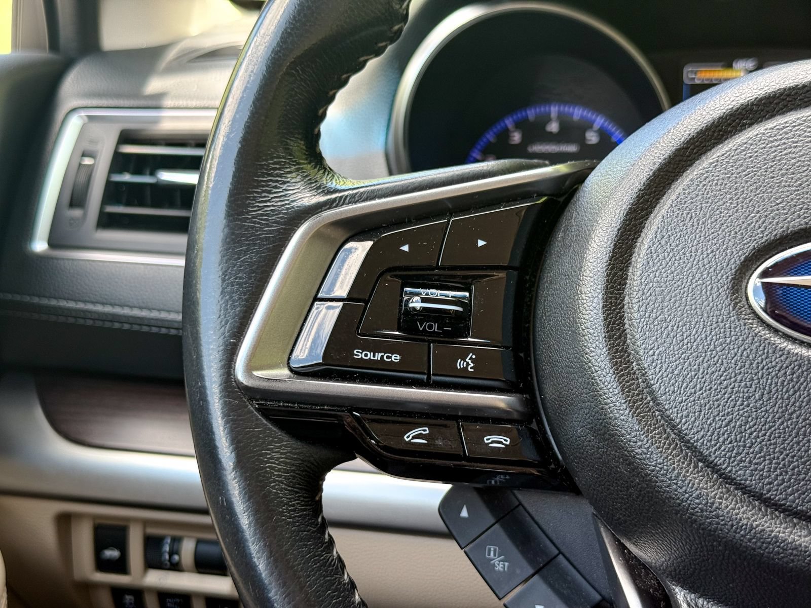 Used 2019 Subaru Legacy 2.5i Limited AWD/4WD image 36