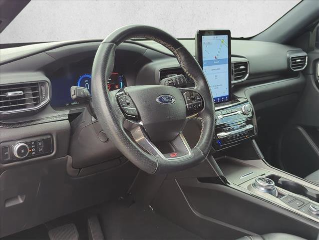Certified 2023 Ford Explorer ST w/ Equipment Group 401A image 9