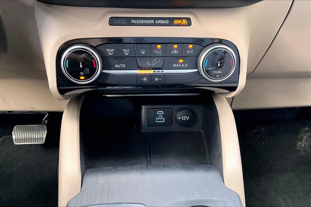 Certified 2022 Ford Escape SE w/ Convenience Package FWD image 24