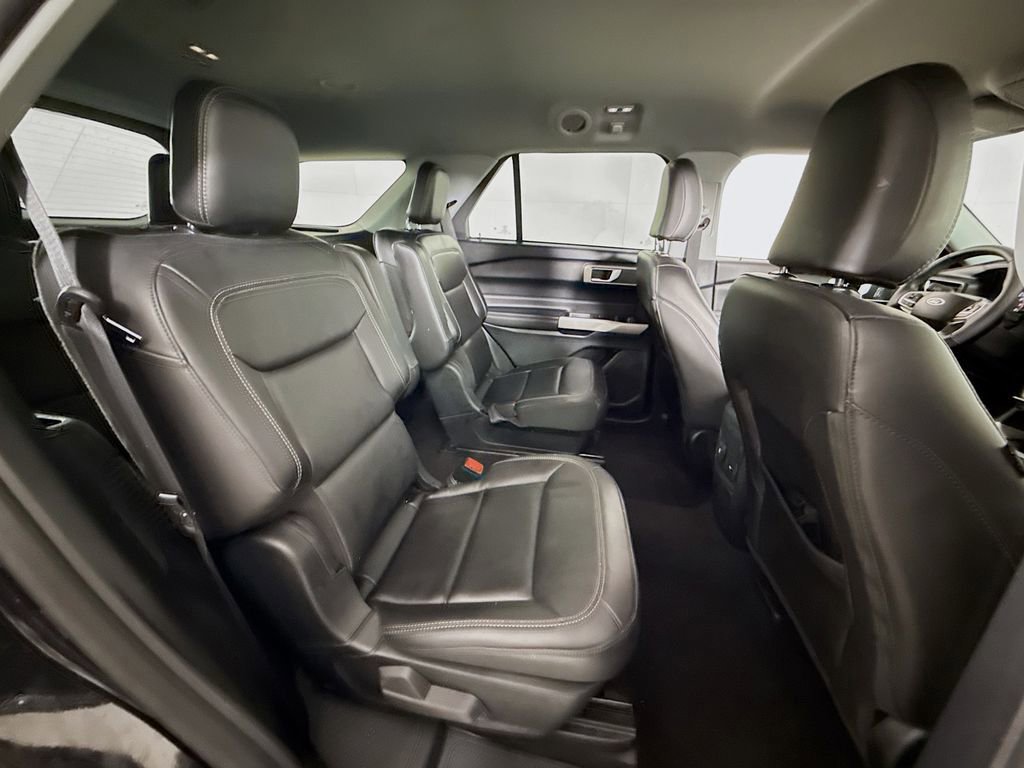 Certified 2024 Ford Explorer XLT w/ Equipment Group 202A image 12