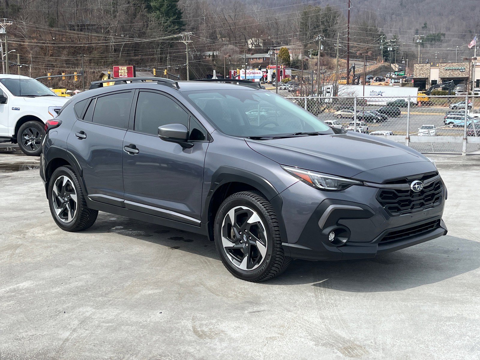 Used 2024 Subaru Crosstrek 2.5i Limited image 1