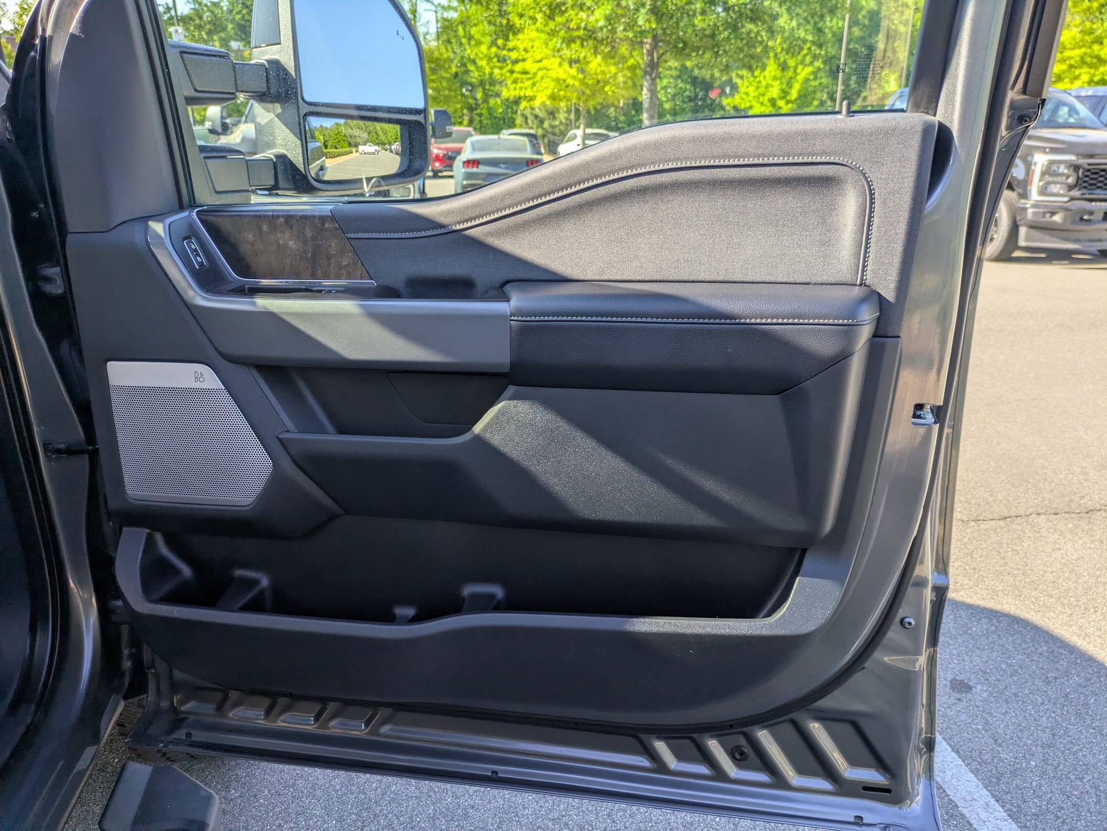 Certified 2024 Ford F350 Lariat w/ Lariat Ultimate Package AWD/4WD image 42