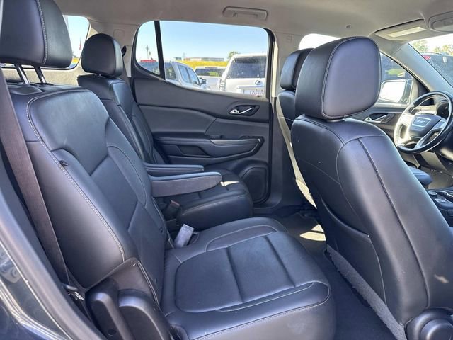 Used 2020 GMC Acadia SLT w/ Driver Alert Package II image 10