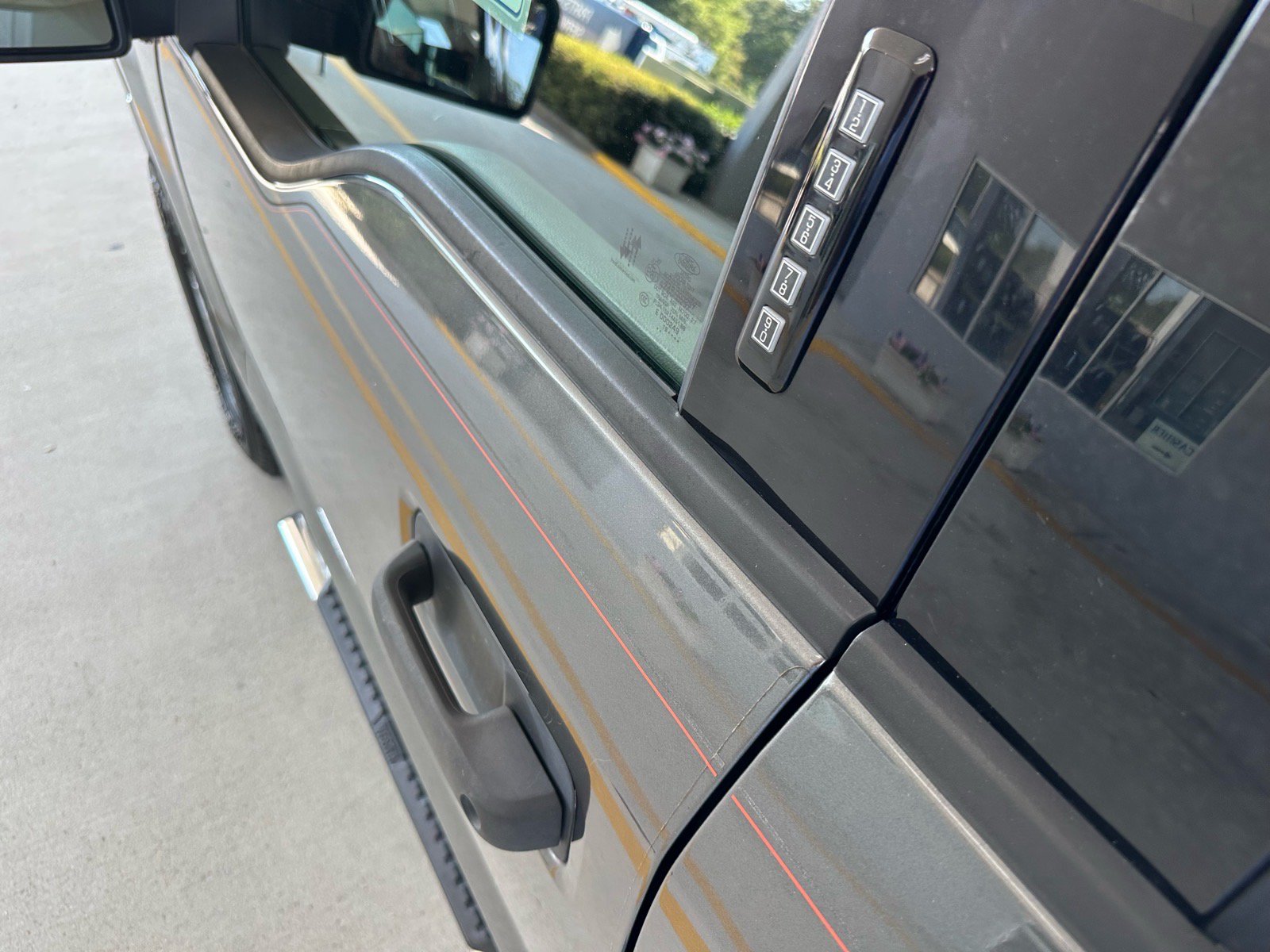 Certified 2019 Ford F150 XLT AWD/4WD image 16