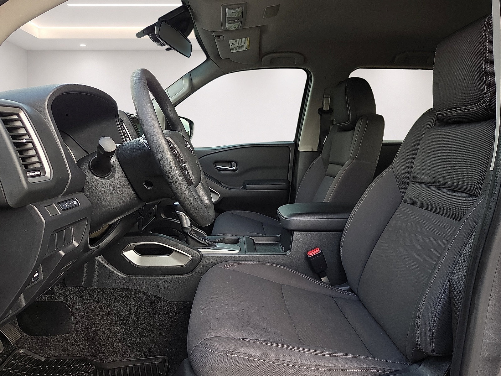 Used 2023 Nissan Frontier SV AWD/4WD image 14