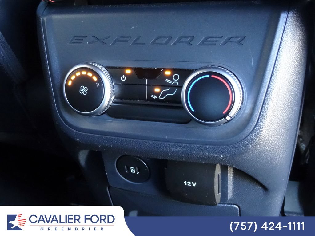 Certified 2025 Ford Explorer ST-Line AWD/4WD image 14