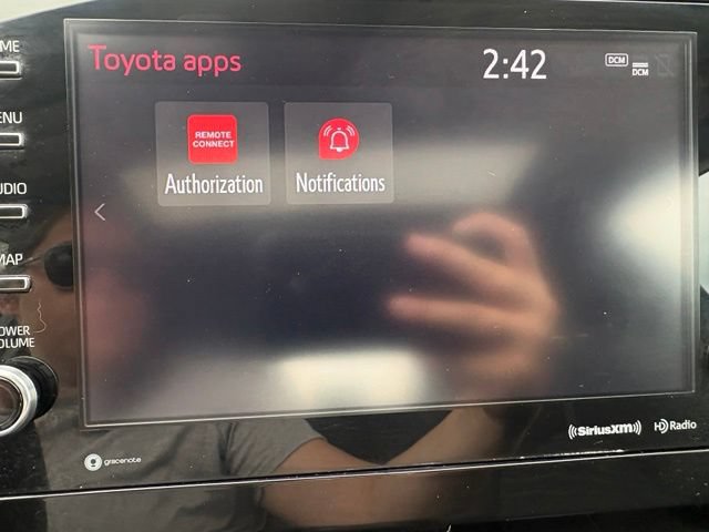 Used 2024 Toyota Camry SE AWD/4WD image 30