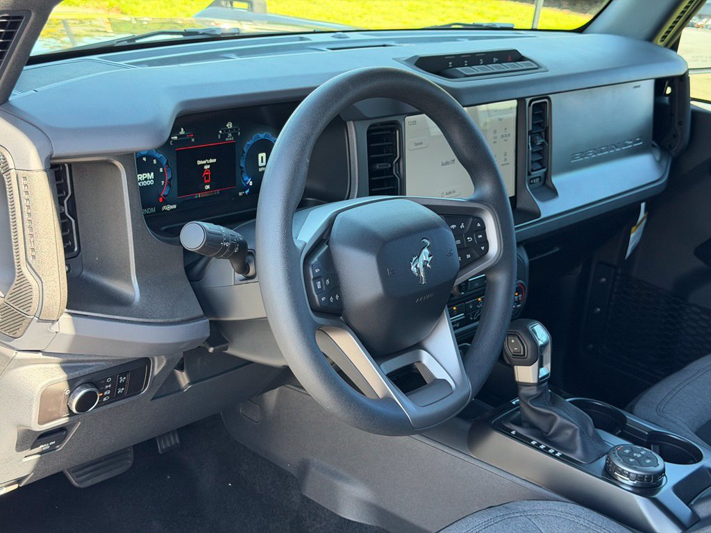Certified 2025 Ford Bronco 4-Door w/ Sasquatch Package AWD/4WD image 17