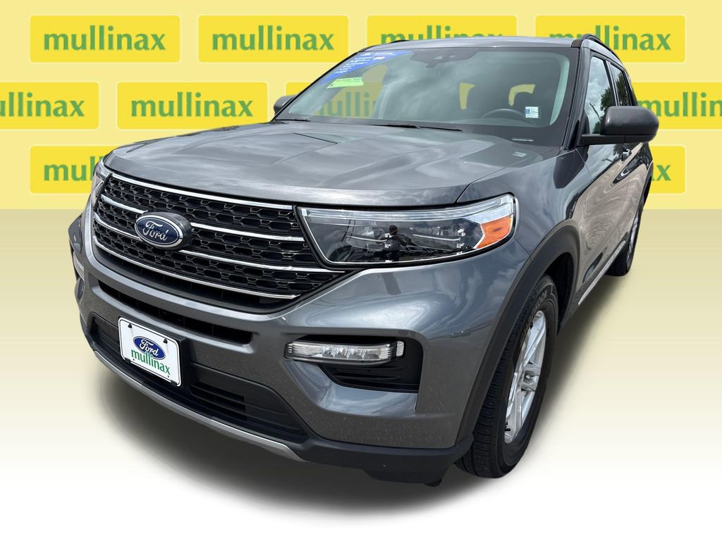 Certified 2024 Ford Explorer XLT w/ Equipment Group 202A RWD image 10