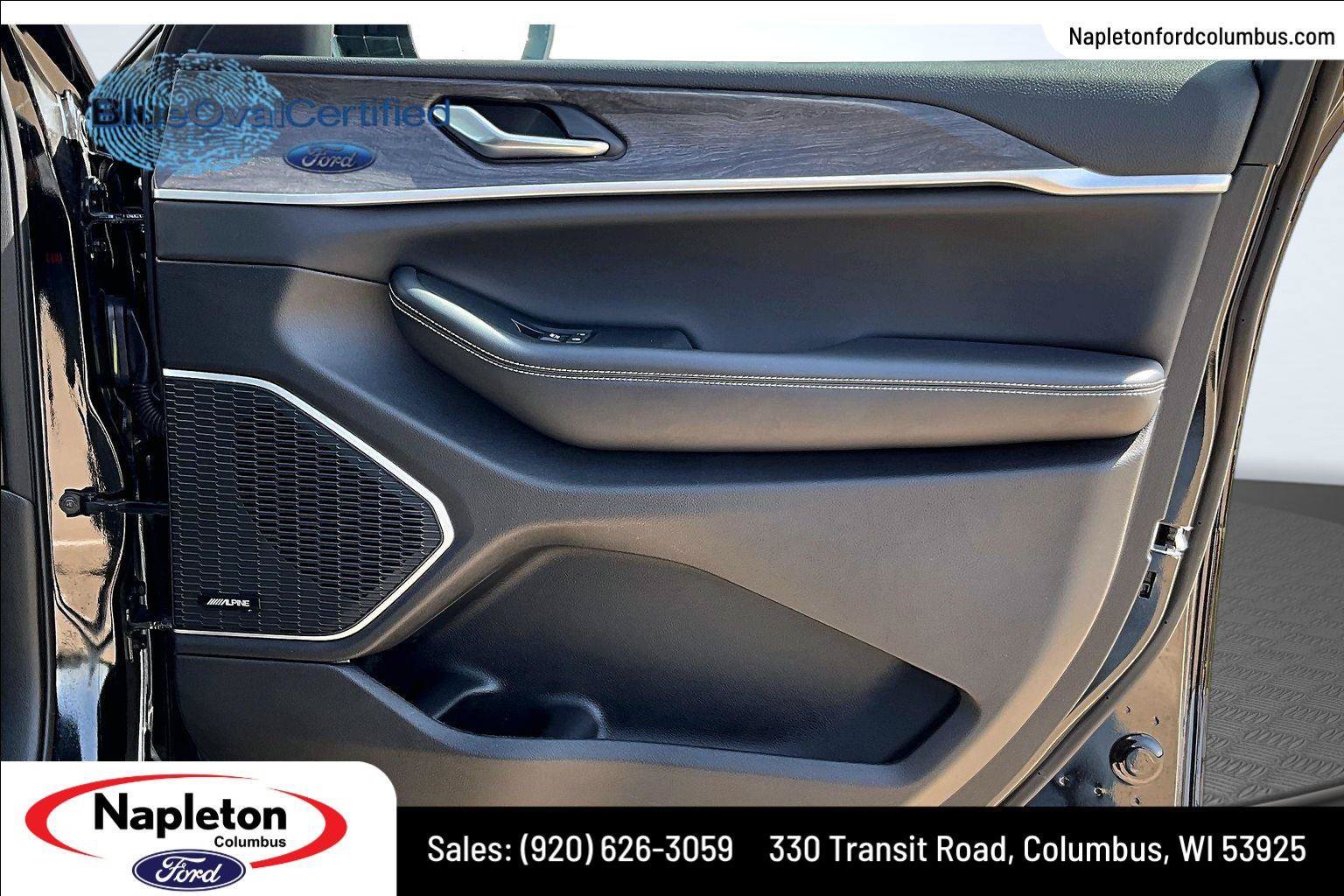 Used 2023 Jeep Grand Cherokee Limited w/ Luxury Tech Group II AWD/4WD image 25