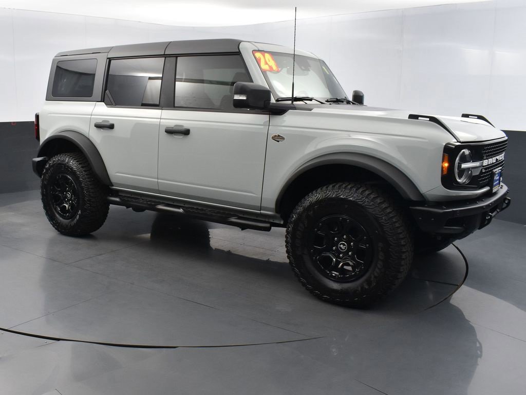 Certified 2024 Ford Bronco Wildtrak image 6