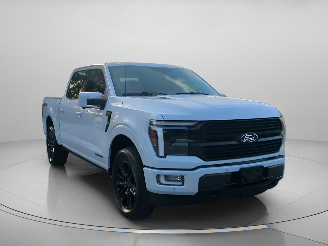 Certified 2025 Ford F150 Platinum AWD/4WD image 4