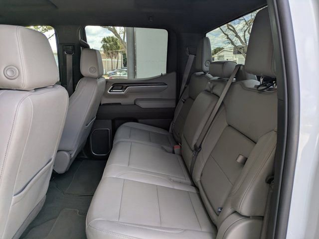 Used 2025 GMC Sierra 1500 SLT image 18