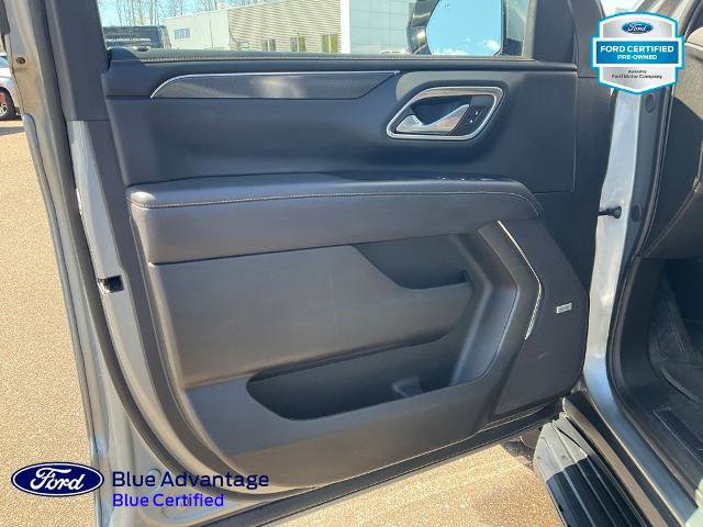 Used 2024 GMC Yukon AT4 w/ Technology Package AWD/4WD image 17